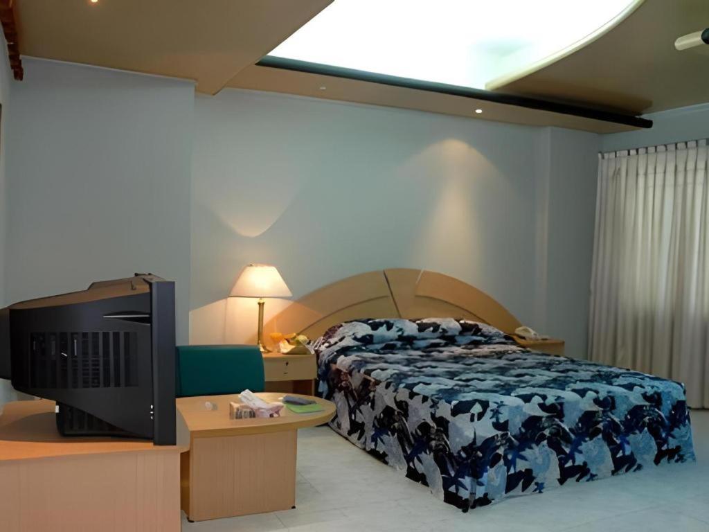 Hotel Tower Inn, Τσιταγκόνγκ Εξωτερικό φωτογραφία