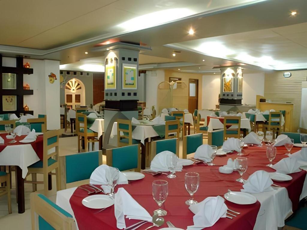 Hotel Tower Inn, Τσιταγκόνγκ Εξωτερικό φωτογραφία